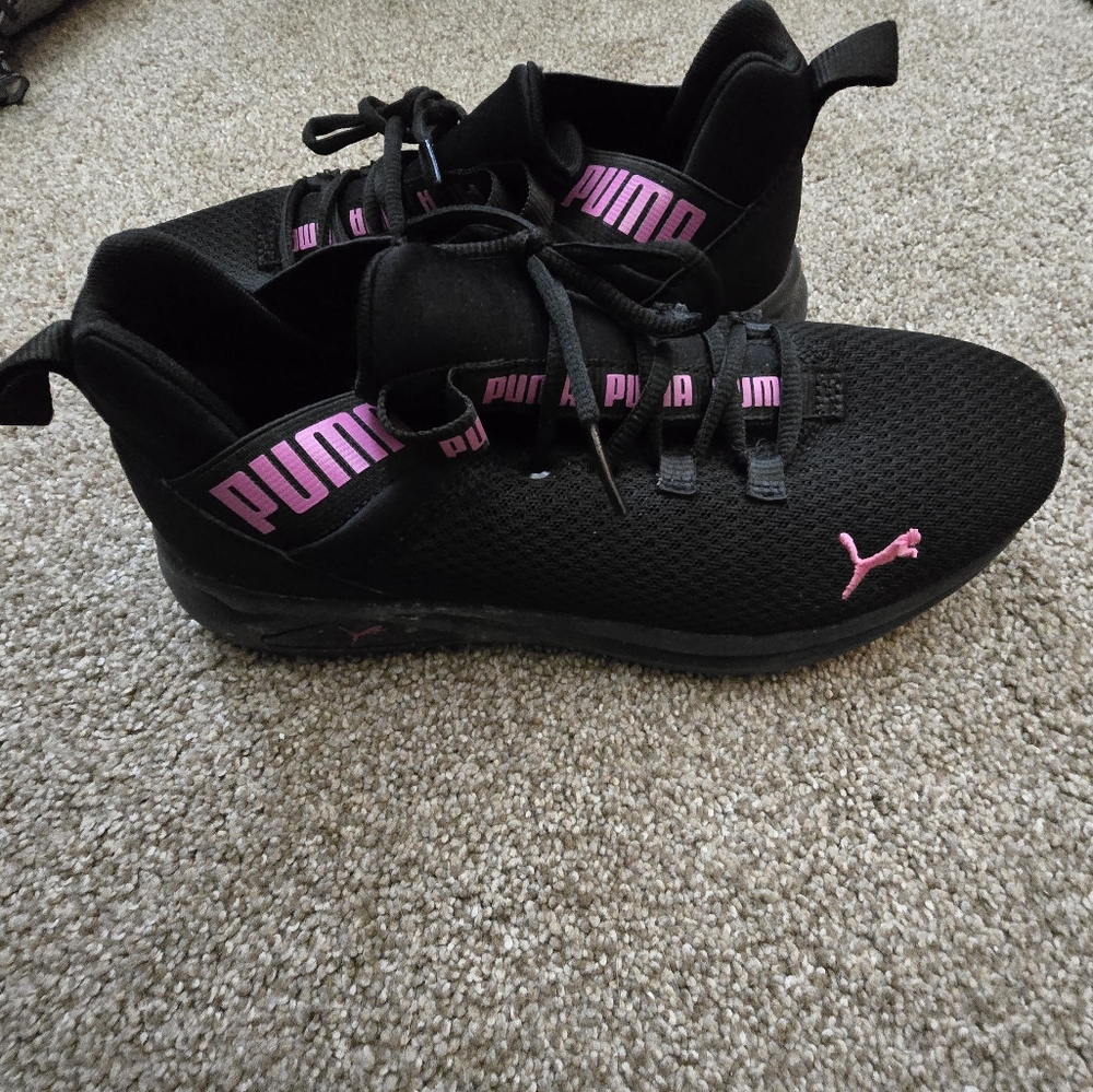Womens puma sneakers